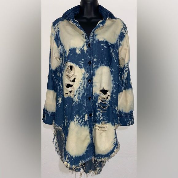 Thrill Women Blue Long Sleeve Button-Down Shirt size M - Picture 2 of 7